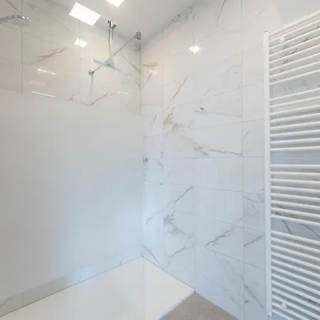 With 2-bedrooms Daire Middelkerke